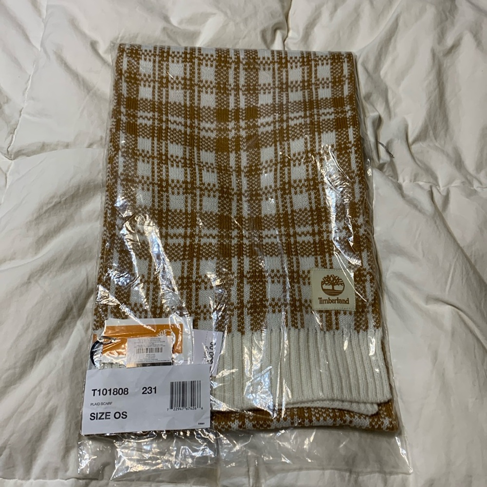 NWT Timberland Nature Needs Heroes Scarf